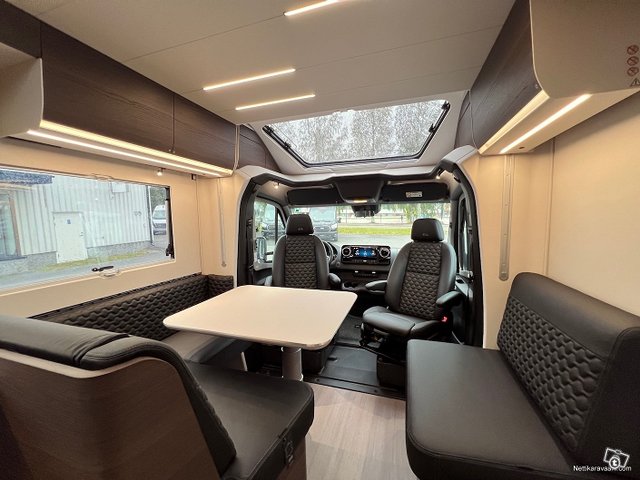Adria Matrix Supreme 670 SL Lithium 4
