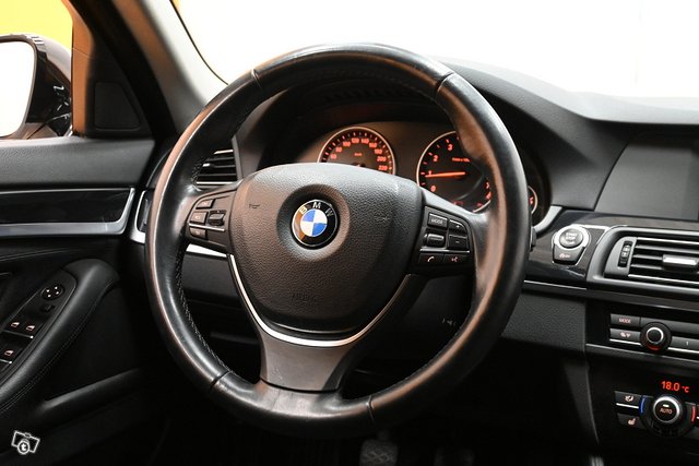 BMW 520 15