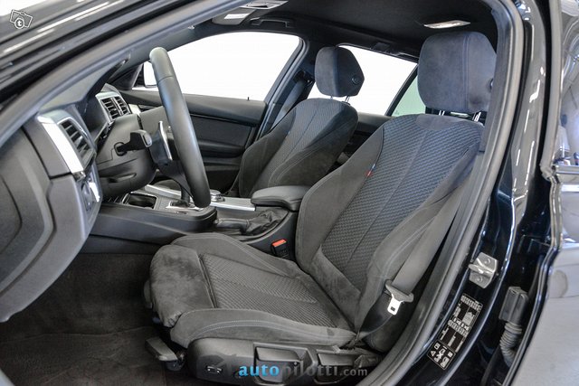 BMW 330 13