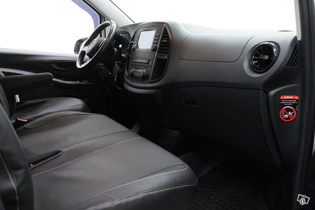 Mercedes-Benz Vito 15