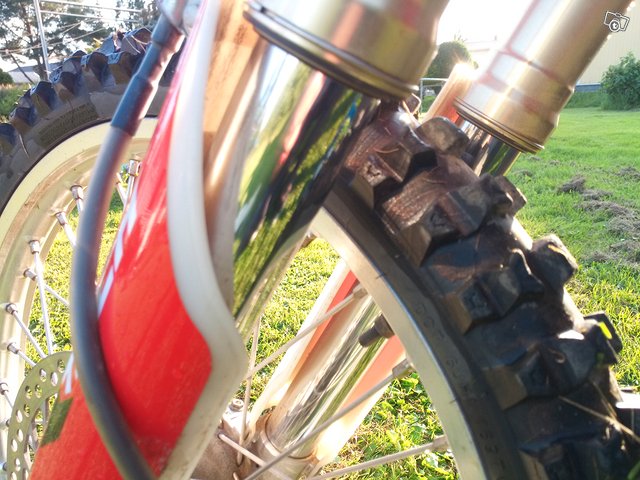 Honda CR 250R -03 14