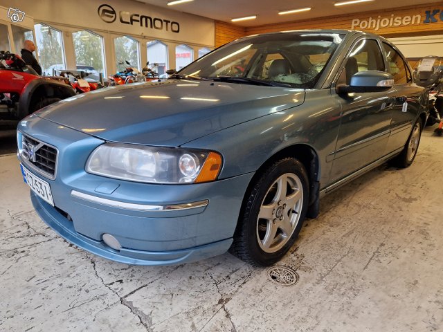 Volvo S60