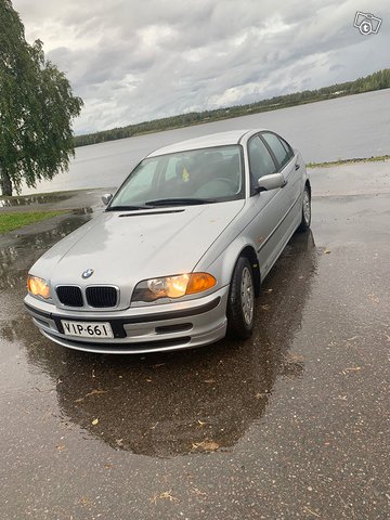 Bmw 318, kuva 1