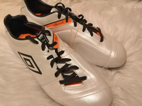 Nappikset Umbro 42.5, Jalkapallo, Urheilu ja ulkoilu, Muhos, Tori.fi Nappikset Umbro 42.5, Jalkapallo, Urheilu ja ulkoilu, Muhos, Tori.fi