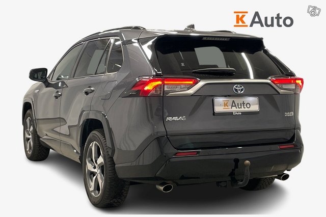 Toyota RAV4 Plug-in 2