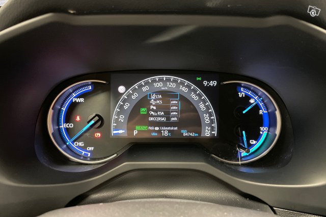 Toyota RAV4 Plug-in 12