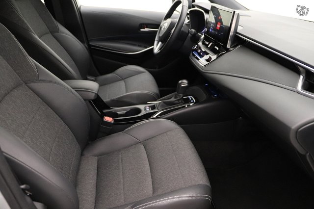Toyota Corolla 18