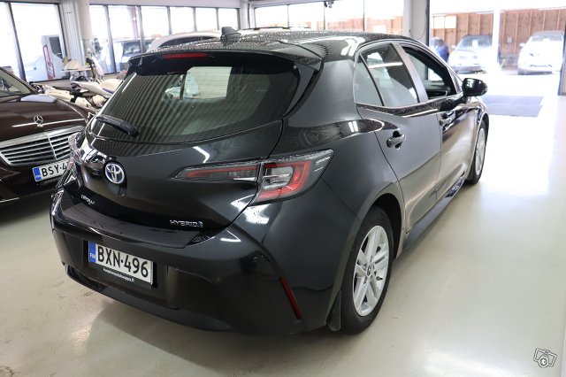 Toyota COROLLA 5