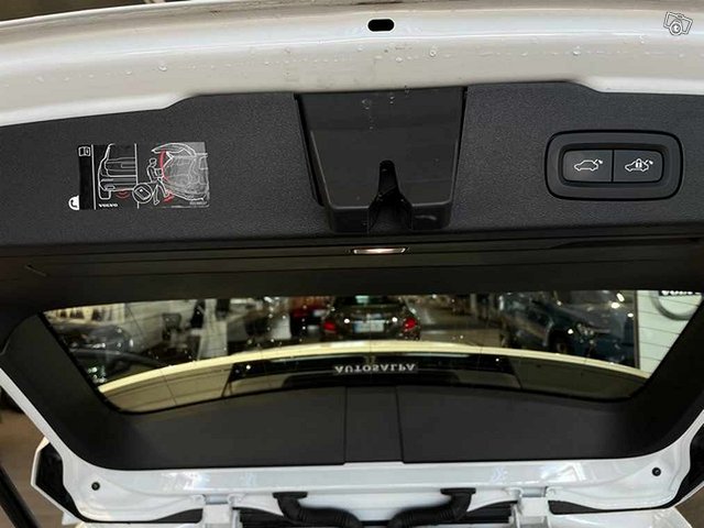 VOLVO V60 17