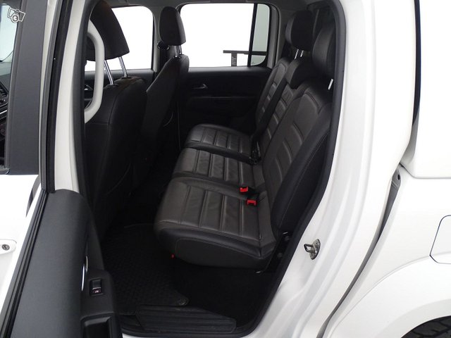 Volkswagen Amarok 15