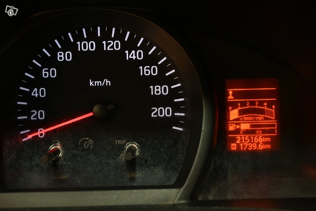 Nissan NV200 16
