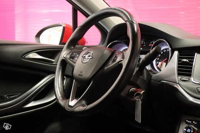 Opel Astra 11