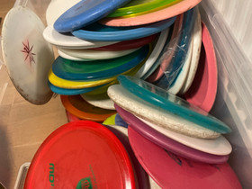 Läjä kiekkoja ja reppu, Frisbeegolf, Urheilu ja ulkoilu, Rovaniemi, Tori.fi Läjä kiekkoja ja reppu, Frisbeegolf, Urheilu ja ulkoilu, Rovaniemi, Tori.fi