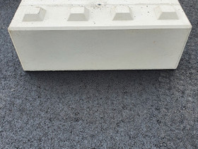 Betoninen legopalikka, Rakennuspalvelut, Nurmijärvi, Tori.fi Betoninen legopalikka, Rakennuspalvelut, Nurmijärvi, Tori.fi