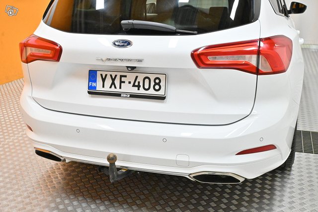 Ford Focus 8