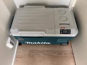 Makita CW001G Kylmä/lämpölaukku, Työkalut, tikkaat ja laitteet, Rakennustarvikkeet ja työkalut, Tuusula, Tori.fi Makita CW001G Kylmä/lämpölaukku, Työkalut, tikkaat ja laitteet, Rakennustarvikkeet ja työkalut, Tuusula, Tori.fi