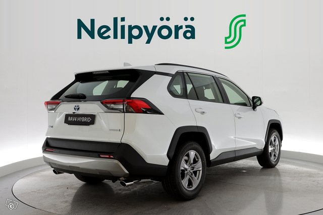 Toyota RAV4 5