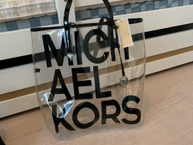 Michael Kors nylon kelsey, Laukut ja hatut, Asusteet ja kellot, Naantali, Tori.fi Michael Kors nylon kelsey, Laukut ja hatut, Asusteet ja kellot, Naantali, Tori.fi