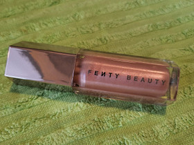 Fenty Beauty Gloss Bomb spk, Kauneudenhoito ja kosmetiikka, Terveys ja hyvinvointi, Oulu, Tori.fi Fenty Beauty Gloss Bomb spk, Kauneudenhoito ja kosmetiikka, Terveys ja hyvinvointi, Oulu, Tori.fi