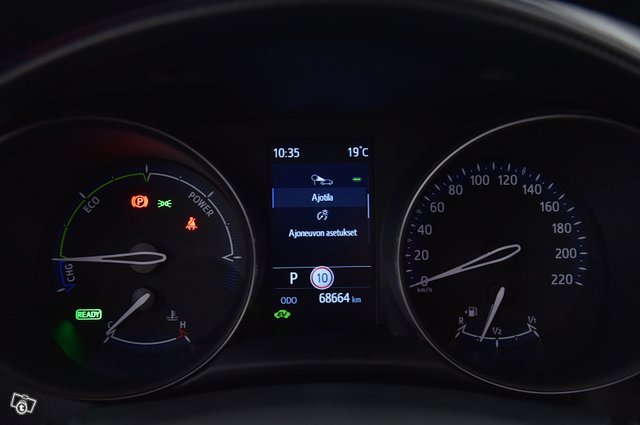 TOYOTA C-HR 15