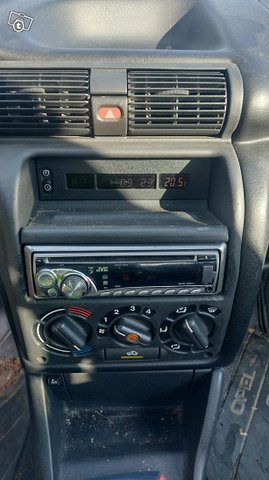 Opel Astra, kuva 1