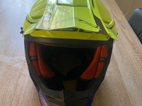 Mopokypärä ja ajolasit, Ajoasut, kengät ja kypärät, Mototarvikkeet ja varaosat, Seinäjoki, Tori.fi Mopokypärä ja ajolasit, Ajoasut, kengät ja kypärät, Mototarvikkeet ja varaosat, Seinäjoki, Tori.fi