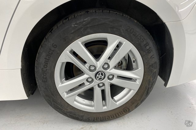 Toyota Corolla 6