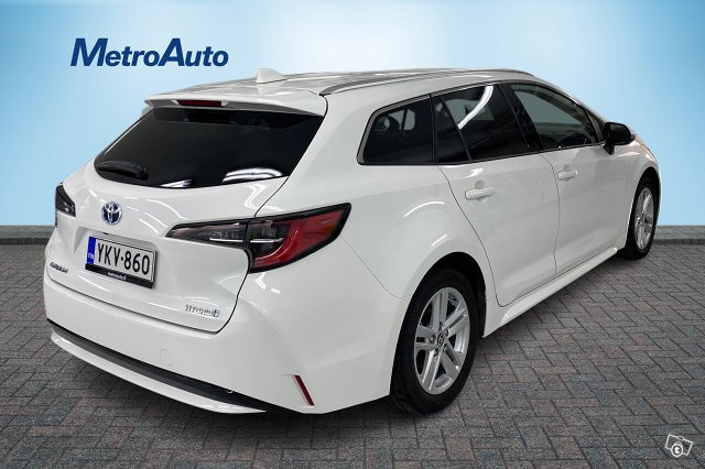Toyota Corolla 4