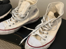 Converse All star. Valakoset. Koko 41, Vaatteet ja kengät, Oulu, Tori.fi Converse All star. Valakoset. Koko 41, Vaatteet ja kengät, Oulu, Tori.fi