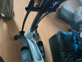 Cross Trainer, Kuntoilu ja fitness, Urheilu ja ulkoilu, Pori, Tori.fi Cross Trainer, Kuntoilu ja fitness, Urheilu ja ulkoilu, Pori, Tori.fi