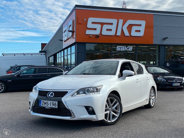 Lexus CT, kuva 1