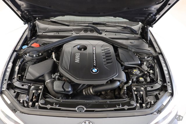 BMW M140i 9