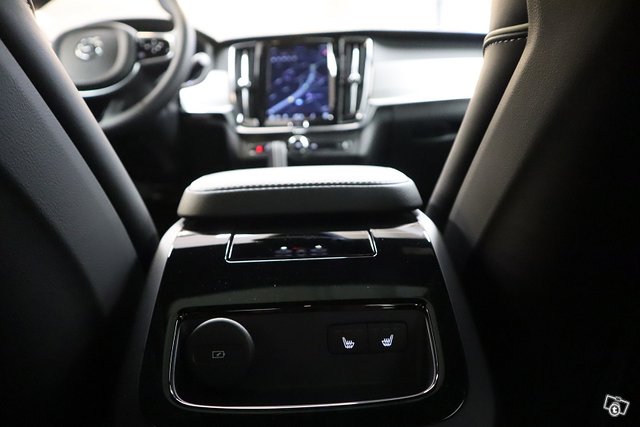 Volvo S90 14