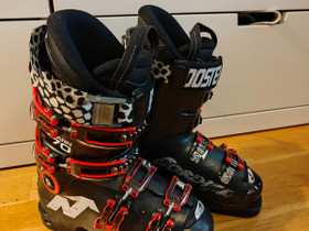 Nordica Dopermann 23.5, Laskettelu ja lautailu, Urheilu ja ulkoilu, Lahti, Tori.fi Nordica Dopermann 23.5, Laskettelu ja lautailu, Urheilu ja ulkoilu, Lahti, Tori.fi