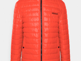 Hugo boss takki, Vaatteet ja kengät, Lappeenranta, Tori.fi Hugo boss takki, Vaatteet ja kengät, Lappeenranta, Tori.fi