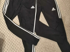 Adidas verkkarit, S, Vaatteet ja kengät, Raisio, Tori.fi Adidas verkkarit, S, Vaatteet ja kengät, Raisio, Tori.fi