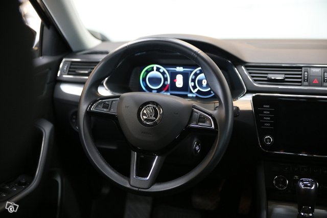 Skoda Superb 15