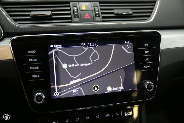 Skoda Superb 21