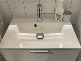 Allaskappi ja Gustavsberg hana, Kylpyhuoneet, WC:t ja saunat, Rakennustarvikkeet ja työkalut, Helsinki, Tori.fi Allaskappi ja Gustavsberg hana, Kylpyhuoneet, WC:t ja saunat, Rakennustarvikkeet ja työkalut, Helsinki, Tori.fi