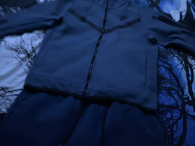 Nike tech fleece, Vaatteet ja kengät, Oulu, Tori.fi Nike tech fleece, Vaatteet ja kengät, Oulu, Tori.fi