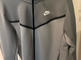 Nike tech fleece, Vaatteet ja kengät, Tampere, Tori.fi Nike tech fleece, Vaatteet ja kengät, Tampere, Tori.fi
