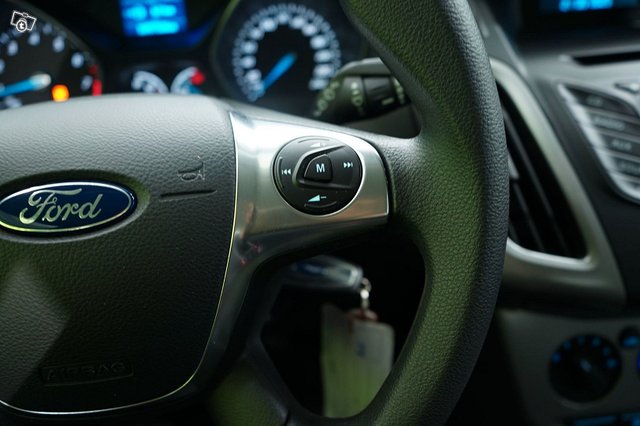 Ford Focus 21
