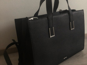 Calvin Klein Large Recycled Tote, Laukut ja hatut, Asusteet ja kellot, Järvenpää, Tori.fi Calvin Klein Large Recycled Tote, Laukut ja hatut, Asusteet ja kellot, Järvenpää, Tori.fi