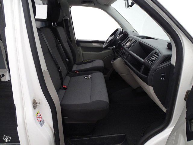 Volkswagen Transporter 13