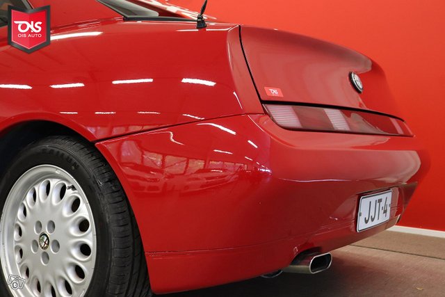 Alfa Romeo GTV 10