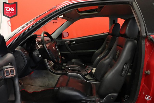 Alfa Romeo GTV 12