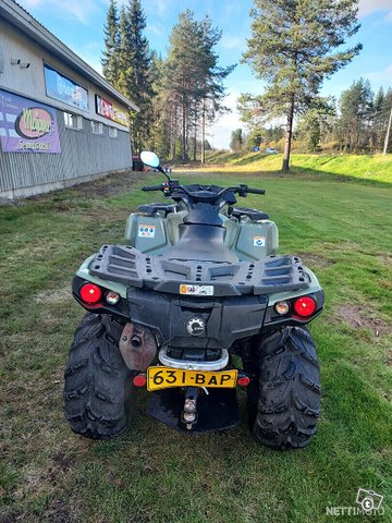 Can-Am Outlander 7