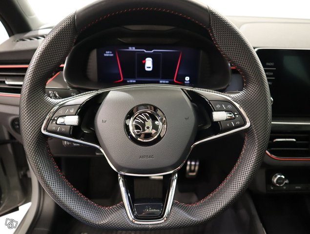 Skoda Scala 10