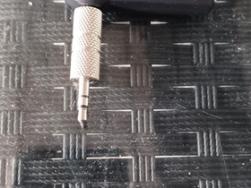 Bluetooth lähetin, Audio ja musiikkilaitteet, Viihde-elektroniikka, Kouvola, Tori.fi Bluetooth lähetin, Audio ja musiikkilaitteet, Viihde-elektroniikka, Kouvola, Tori.fi