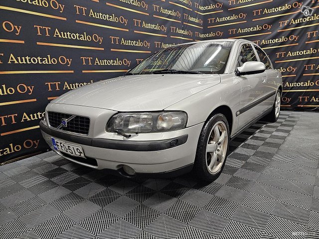 Volvo S60